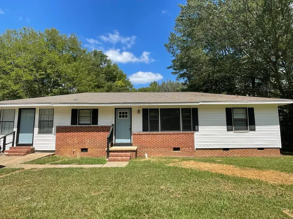 2304 Meadowview Dr, Tupelo, MS 38801