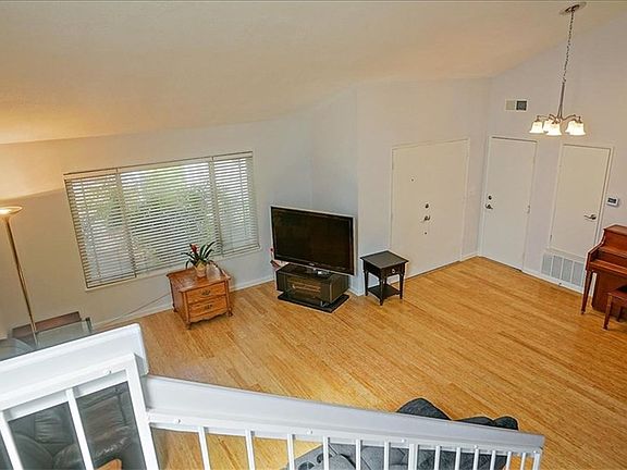 3rd image of 23147 Frisca Dr