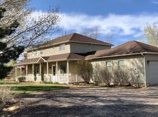 923 N Old Farms Rd, Dammeron Valley, UT 84783