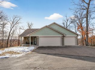 9155 Wild Plum Dr, Chisago City, MN 55013