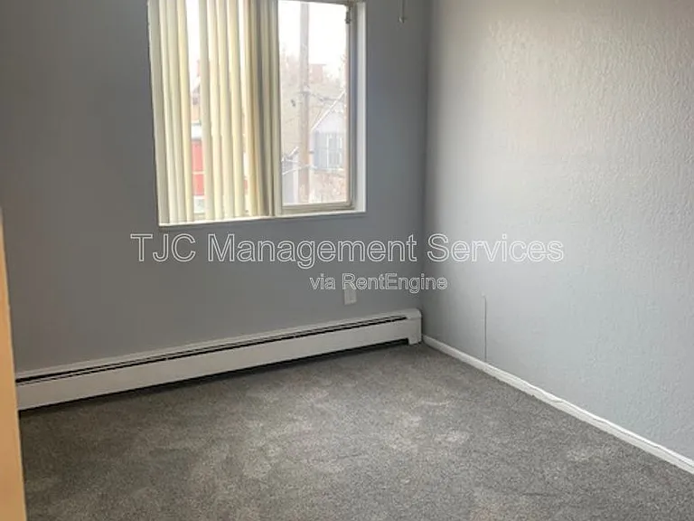 1138 N Corona St #301 — Photo 7