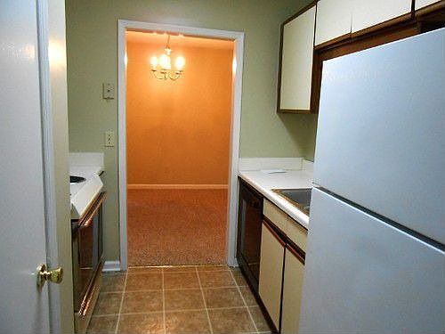 2nd image of 1113 Brookwood Ct