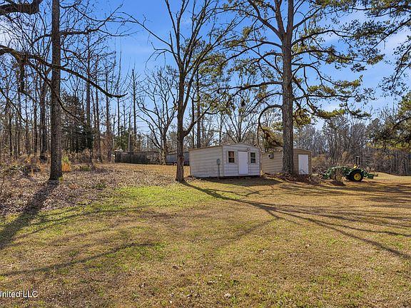 5th image of 4221 Oakley Palestine Rd