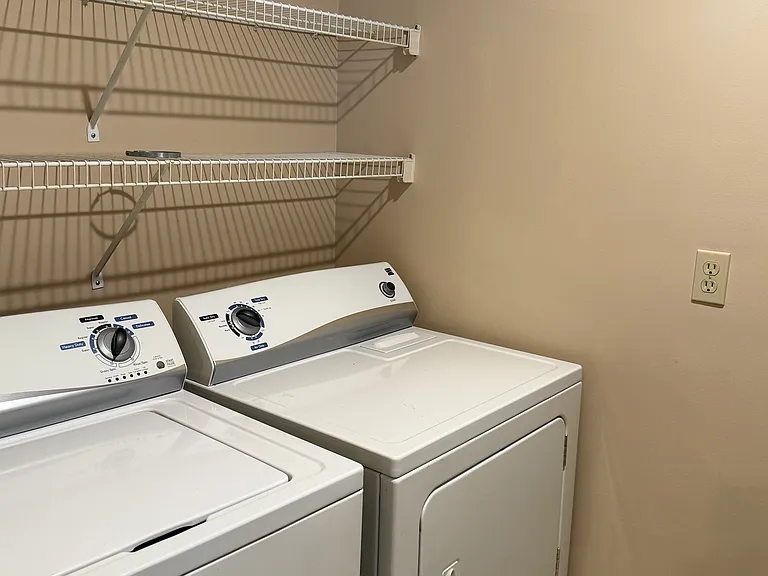 Laundry - Washer and dryer