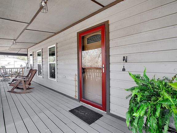 2nd image of 2521 Timber Rd