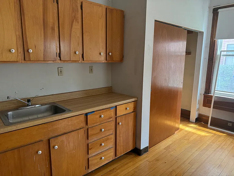 69 N Prospect St #2 — Photo 4