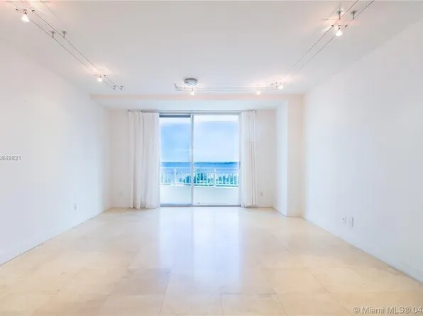 770 Claughton Island Dr, Miami, FL