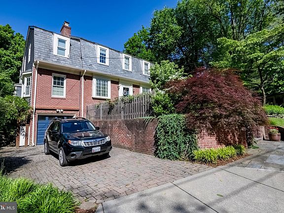 3rd image of 7106 Oakridge Ave