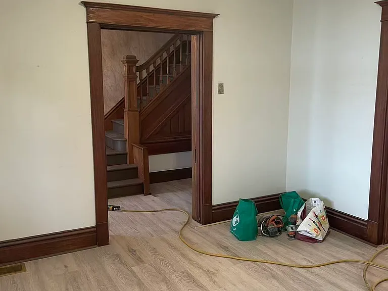 31 Claus Ave — Photo 3