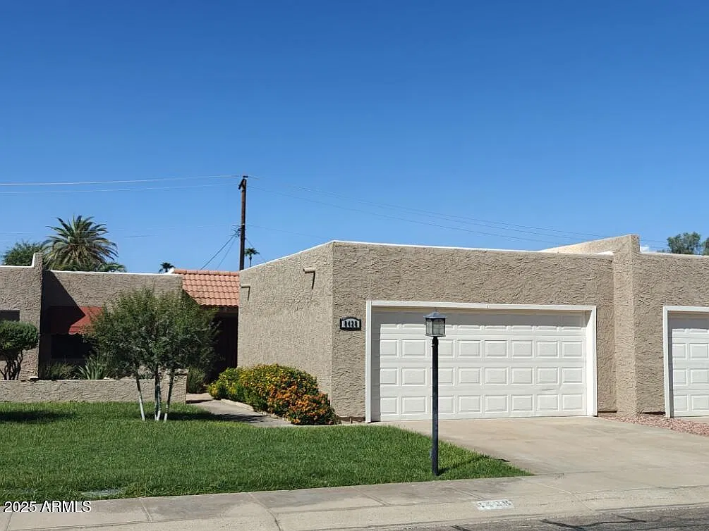 3 bed, 2.0 bath, 1431 sqft, $2,800 — Photo 1