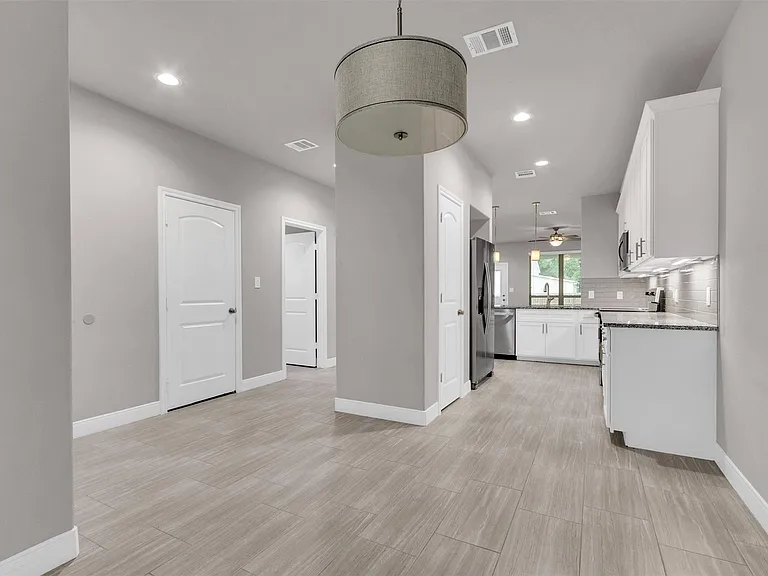 11158 Lake Dr — Photo 7