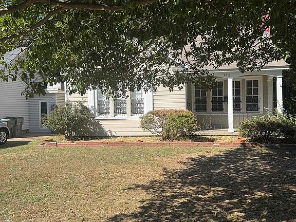 2nd image of 3818 Faxon Ave