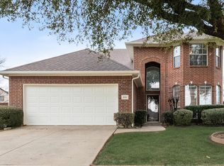 100 Ponciana Dr, Euless, TX 76039