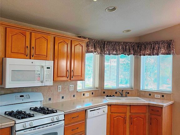 2nd image of 14851 Jeffrey Rd Space 38