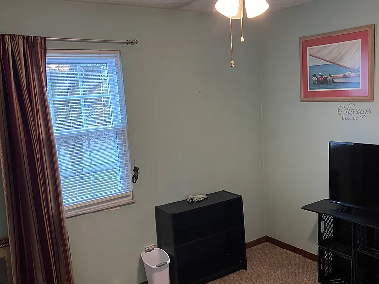 1060 Greenland Cir — Photo 15