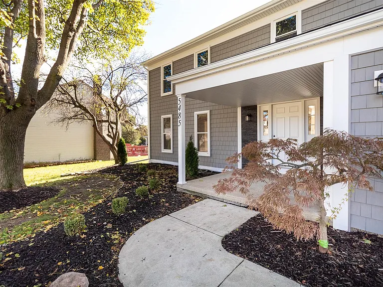 5485 Hammersmith Dr — Photo 3