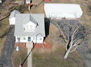 930 Highway Ave, Bird Island, MN 55310