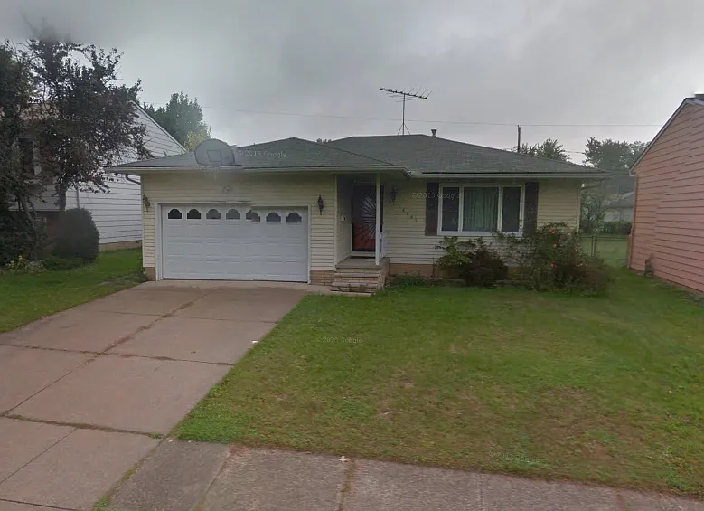 14341 Rochelle Dr photo 1