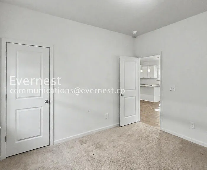10828 Mount Holly Rd — Photo 18