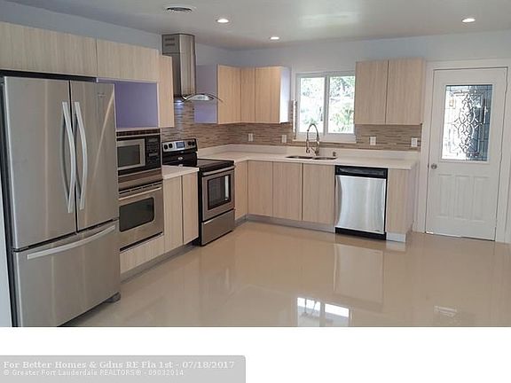 5th image of 2112 NE 62nd St