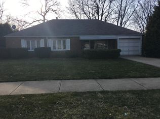 546 Birch Dr, Euclid, OH