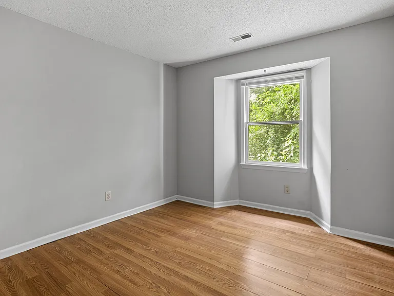 1321 Park Glen Dr #304 — Photo 20