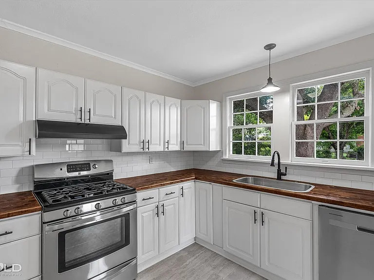 4440 Clingman Dr — Photo 6