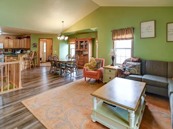 6302 Merritt Ridge, Madison, WI 53718