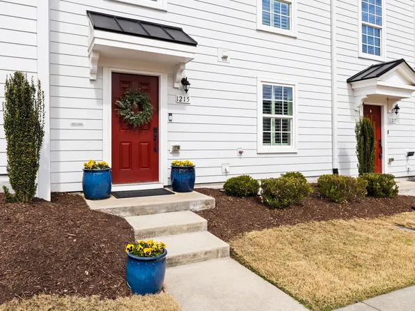 1215 Bradburn Dr, Durham, NC 27713