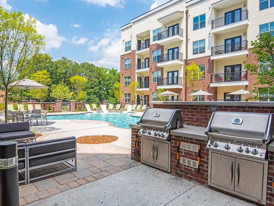 Jones Grant Urban Flats apartments community photo