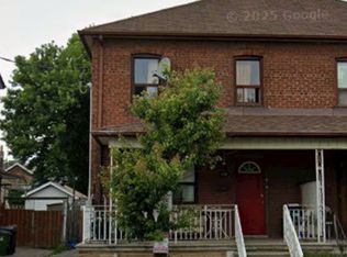 118 Bude St, Toronto, ON M6E2E5