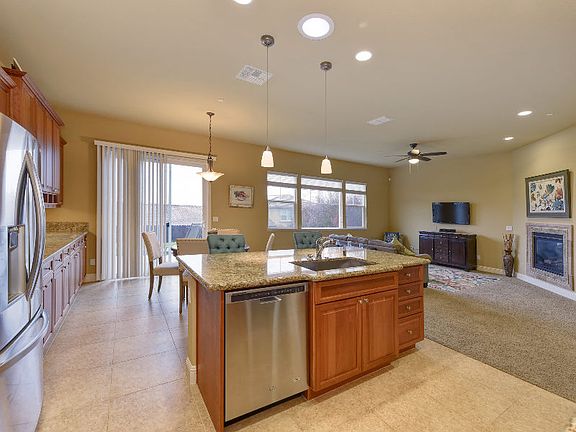 5th image of 805 Hildebrand Cir