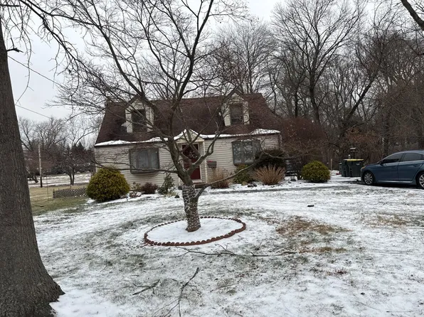 307 Surrey Ln, Hatboro, PA 19040