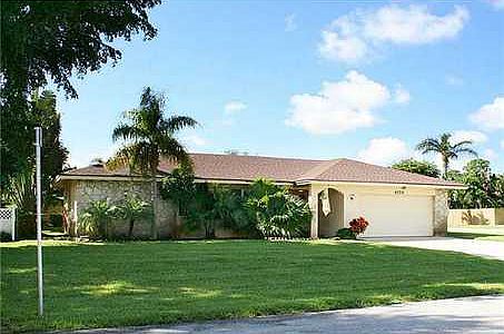 1st image of 4134 Lakespur Cir S