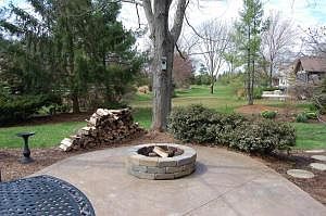 4th image of 8707 Davington Dr