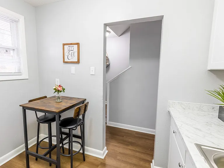Graystoneplace Apartments — Photo 33