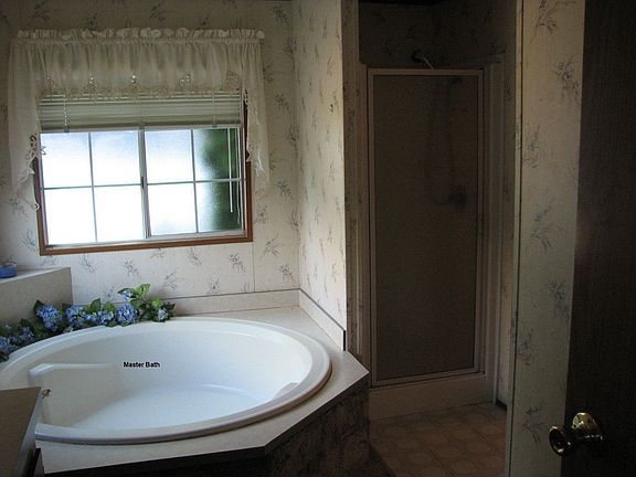 4th image of 13010 NE 406th St
