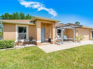 3704 28th St SW, Lehigh Acres, FL 33976