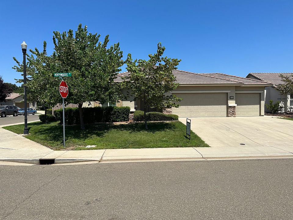 Front of house image_08042023