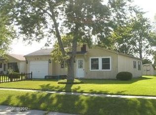 307 Alamosa Dr, Kendallville, IN 46755