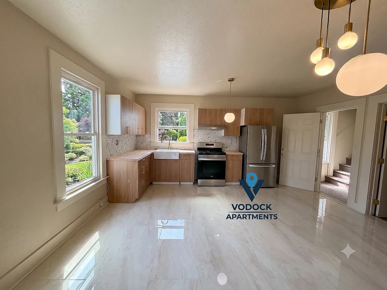 3 bed, 1375 sqft, $2,500 — Photo 3
