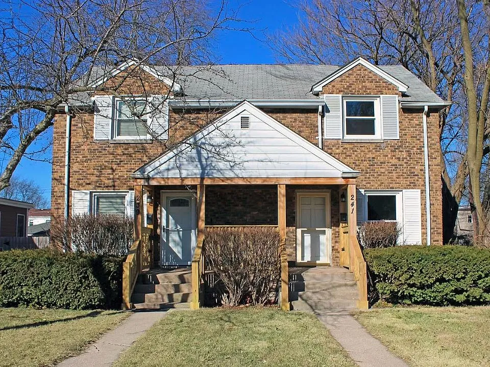 241 Broadmoor Ave
