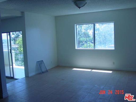 3rd image of 835 Ashland Ave APT 4