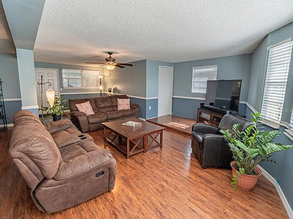 3rd image of 7101 Cane Hills Cir