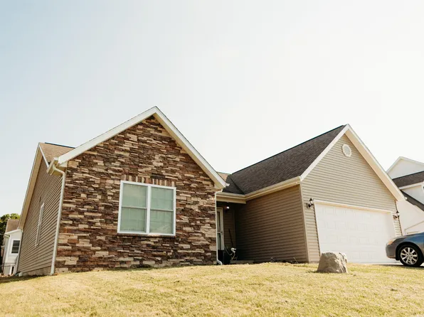 7495 W Raymond Run, Ellettsville, IN 47429