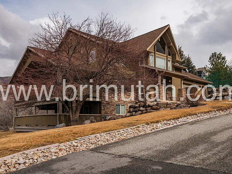 105 N Young Oak Rd — Photo 42