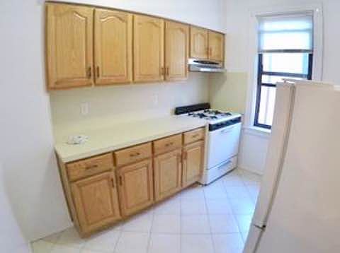 2nd image of 2649 30th St APT 3R