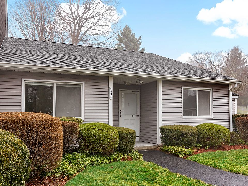 KathyOD-185 Long Hill Dr-19.JPG