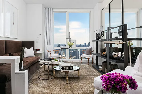 Rented by Bold New York | media 14