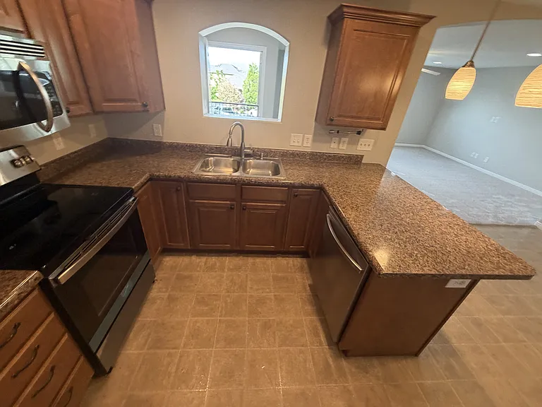 999 Village River Ln #B8 — Photo 10